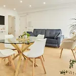 Del Valle Hogar Centro Apartmán *